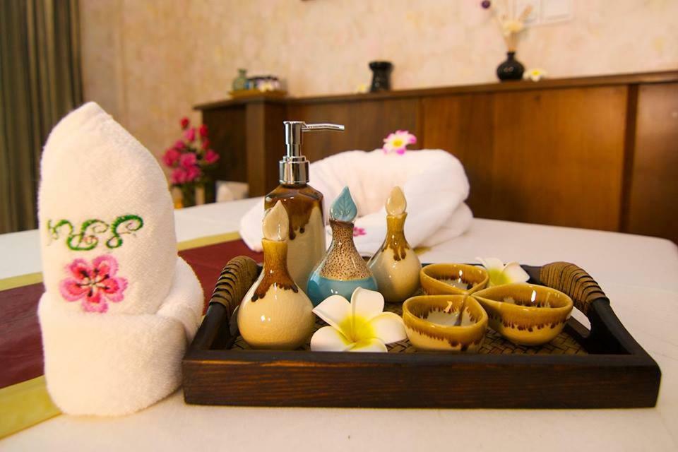 Royal Taunggyi Hotel Екстер'єр фото